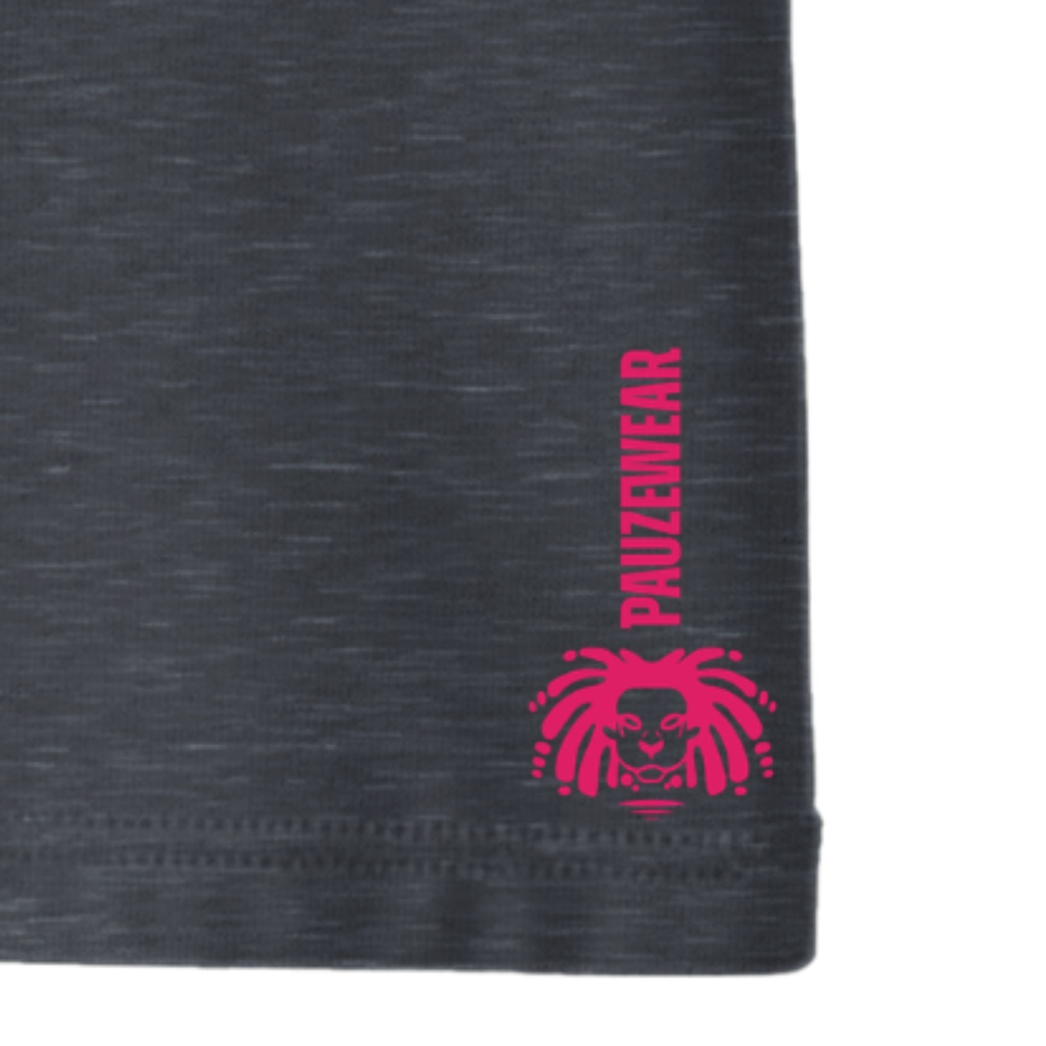 Dark gray t-shirt hem with pink 'PAUZEWEAR' logo and lion emblem on a white background